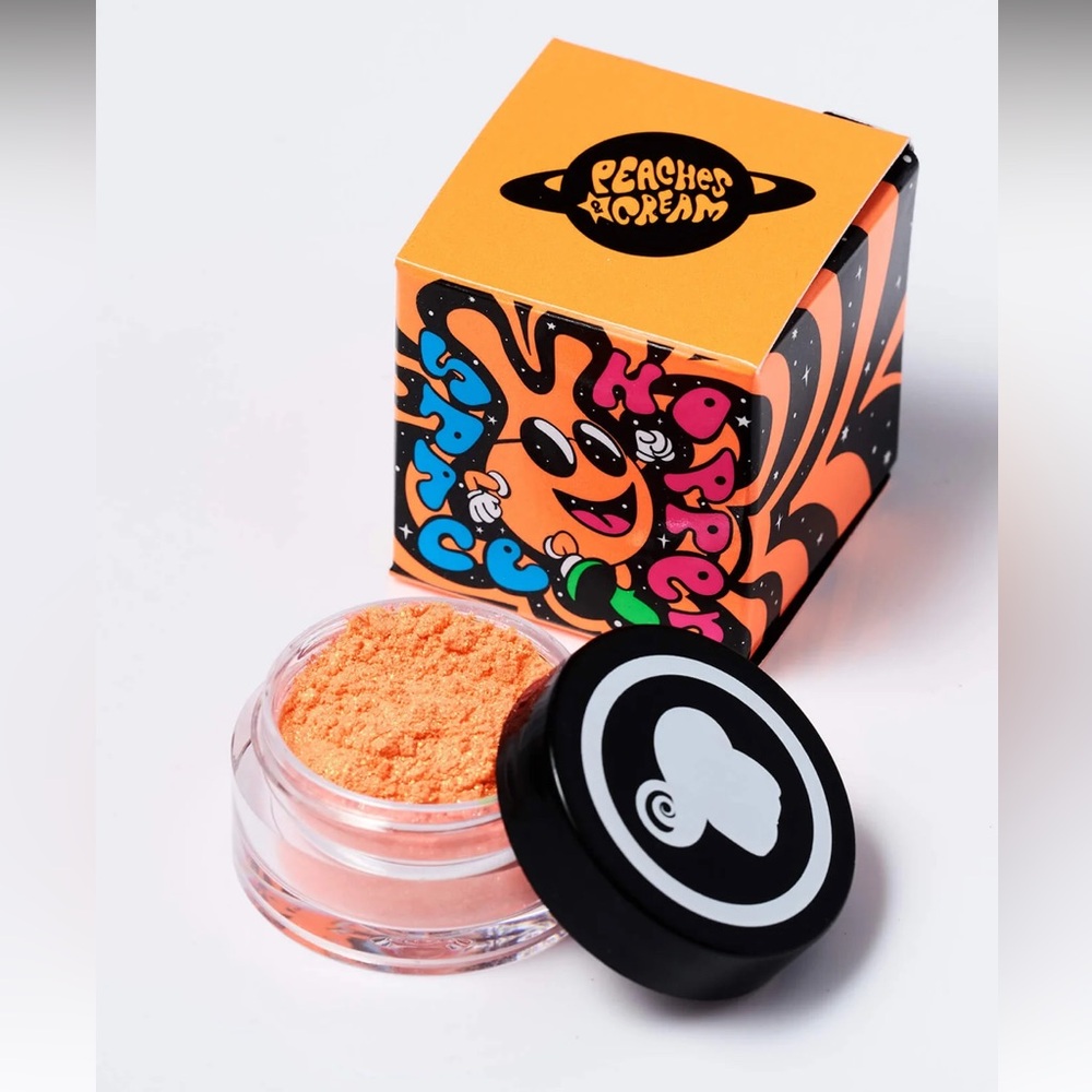 New, Peaches & Cream Loose Pigment in shade Space Hopper